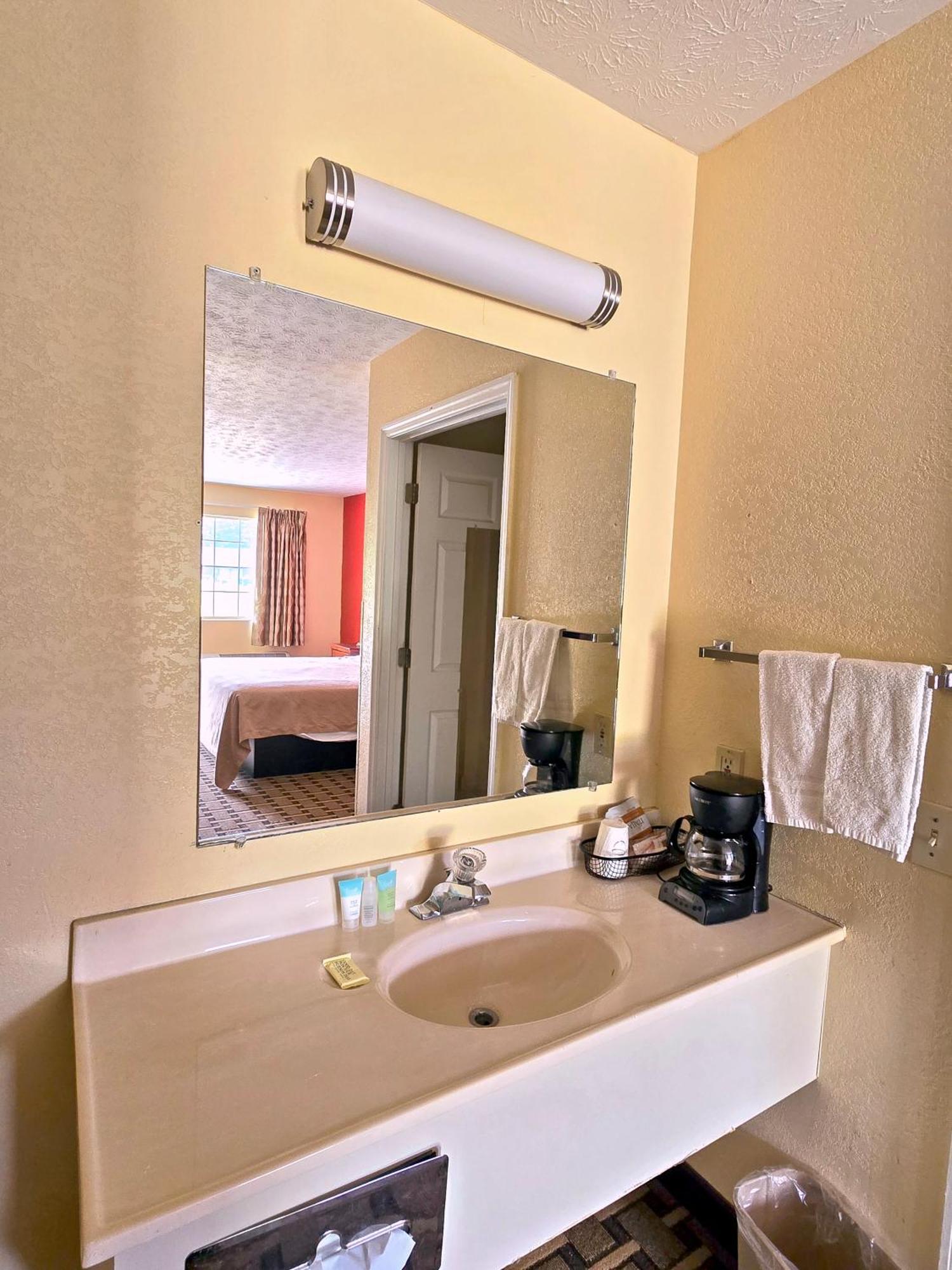 Garden Inn And Suites Near Callaway Gardens Pine Mountain מראה חיצוני תמונה