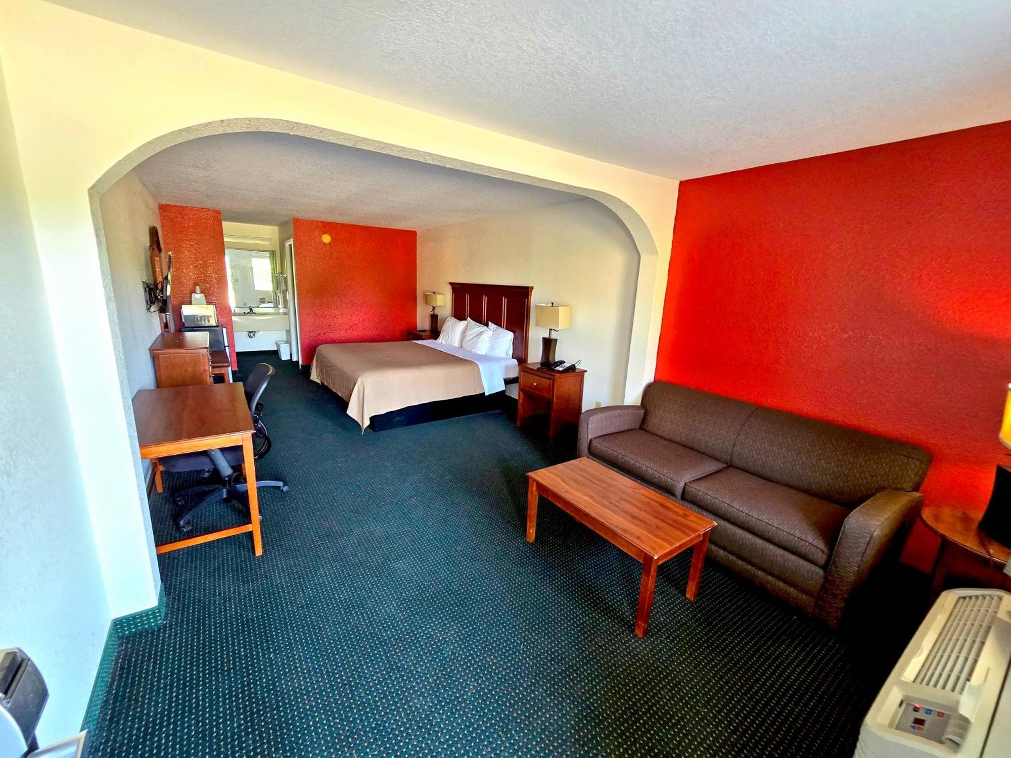 Garden Inn And Suites Near Callaway Gardens Pine Mountain מראה חיצוני תמונה