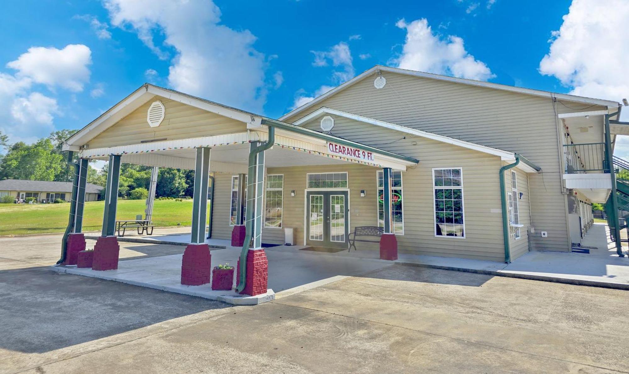 Garden Inn And Suites Near Callaway Gardens Pine Mountain מראה חיצוני תמונה